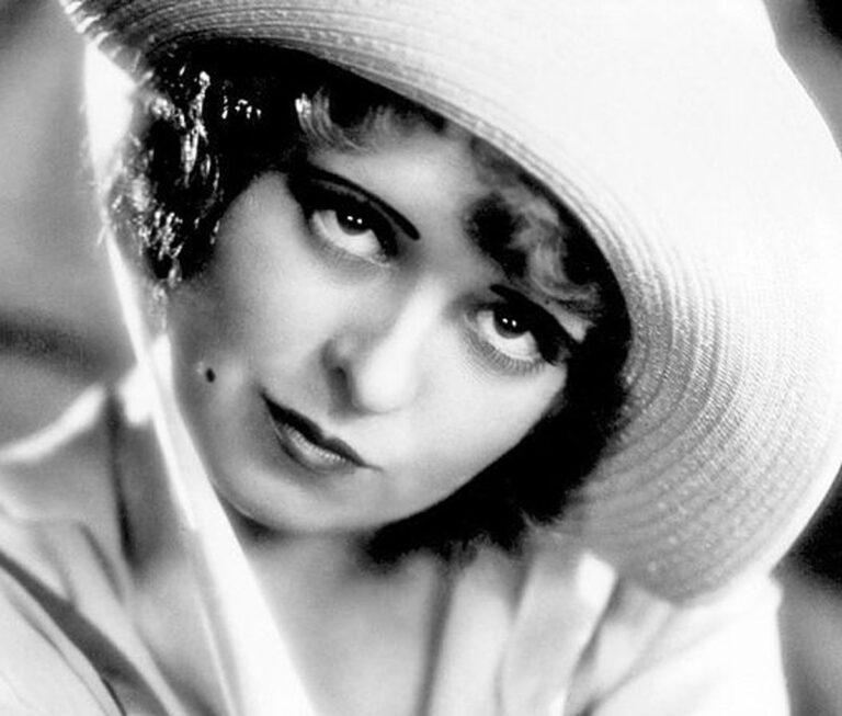 Clara Bow